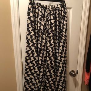 Ladies chiffon skirt